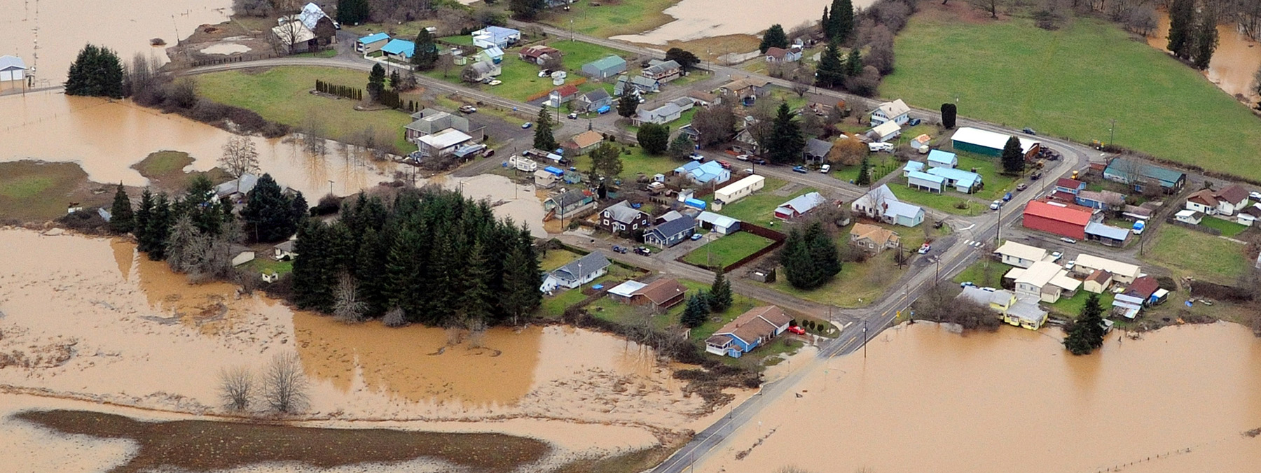Flooded homes and roadways along the Chehalis River